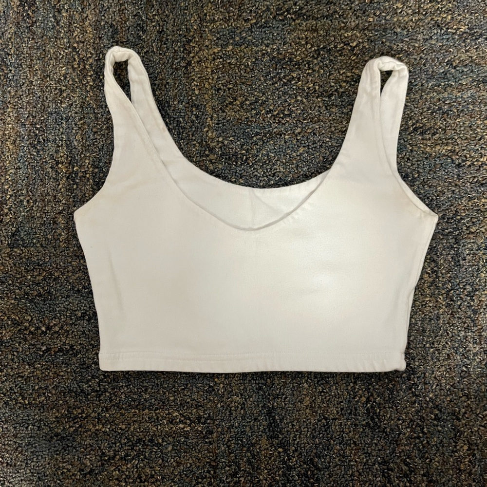 bendy melville white reversible cropped tank top